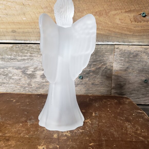 Frosted glass Angel figurine with Song Book by Carolina Designs Ltd. - Picture 3 of 6